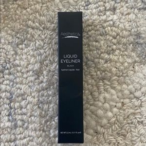 Aesthetica liquid eyeliner